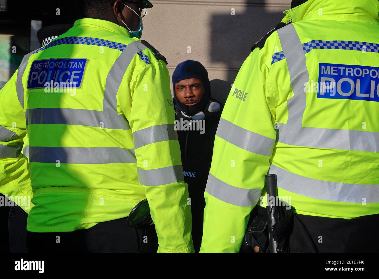 Londres (Royaume-Uni), 6 janvier 2021 : des militants protestent à Westminster contre des restrictions de 19 000 Covid suite à l'annonce par le gouvernement d'un confinement national. Banque D'Images