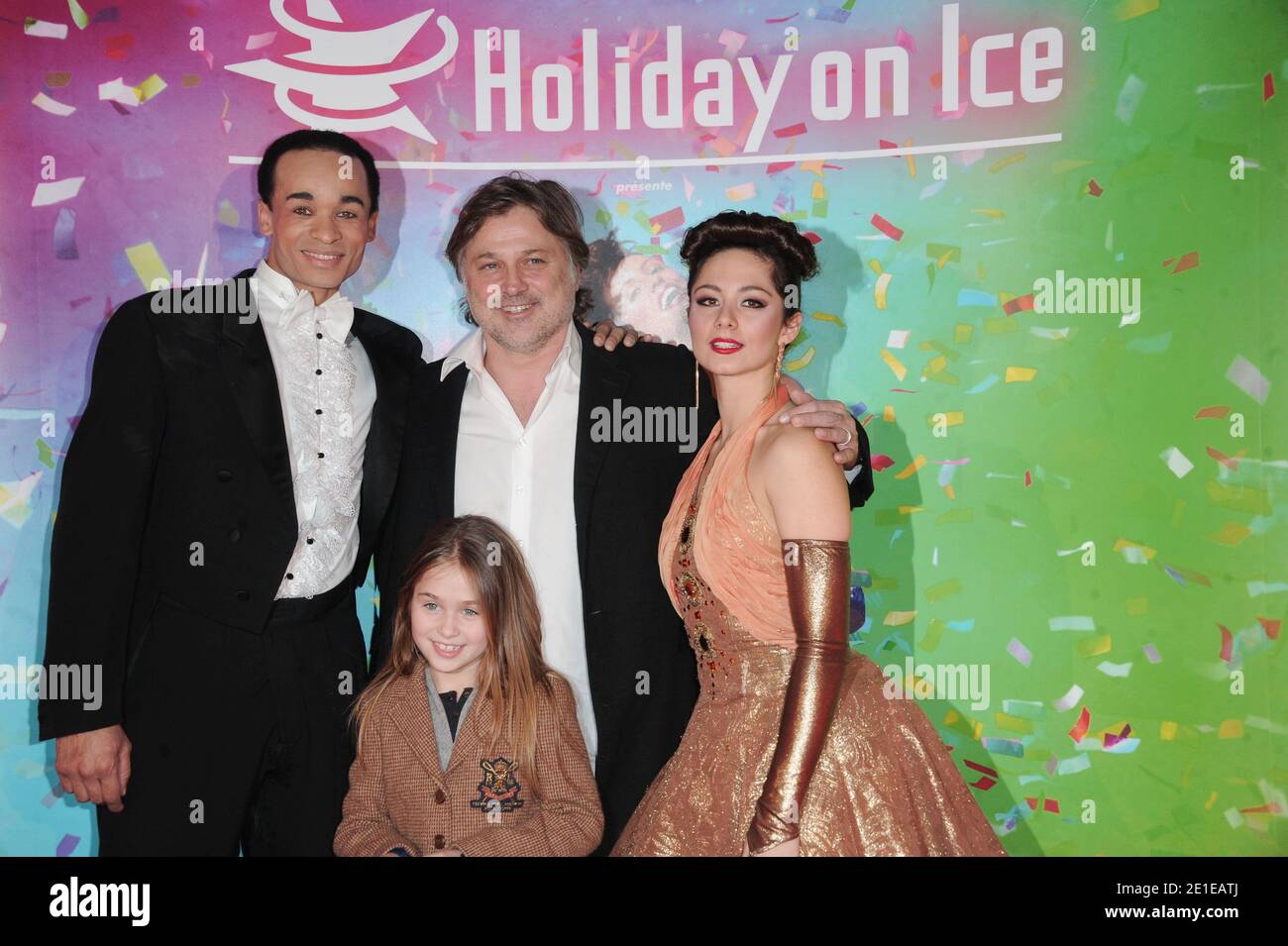 Denis Charvet et sa fille assistent à la première de 'Holiday on Ice, Festival 2011' à Paris, France, le 10 février 2011. Photo de Giancarlo Gorassini/ABACAPRESS.COM Banque D'Images