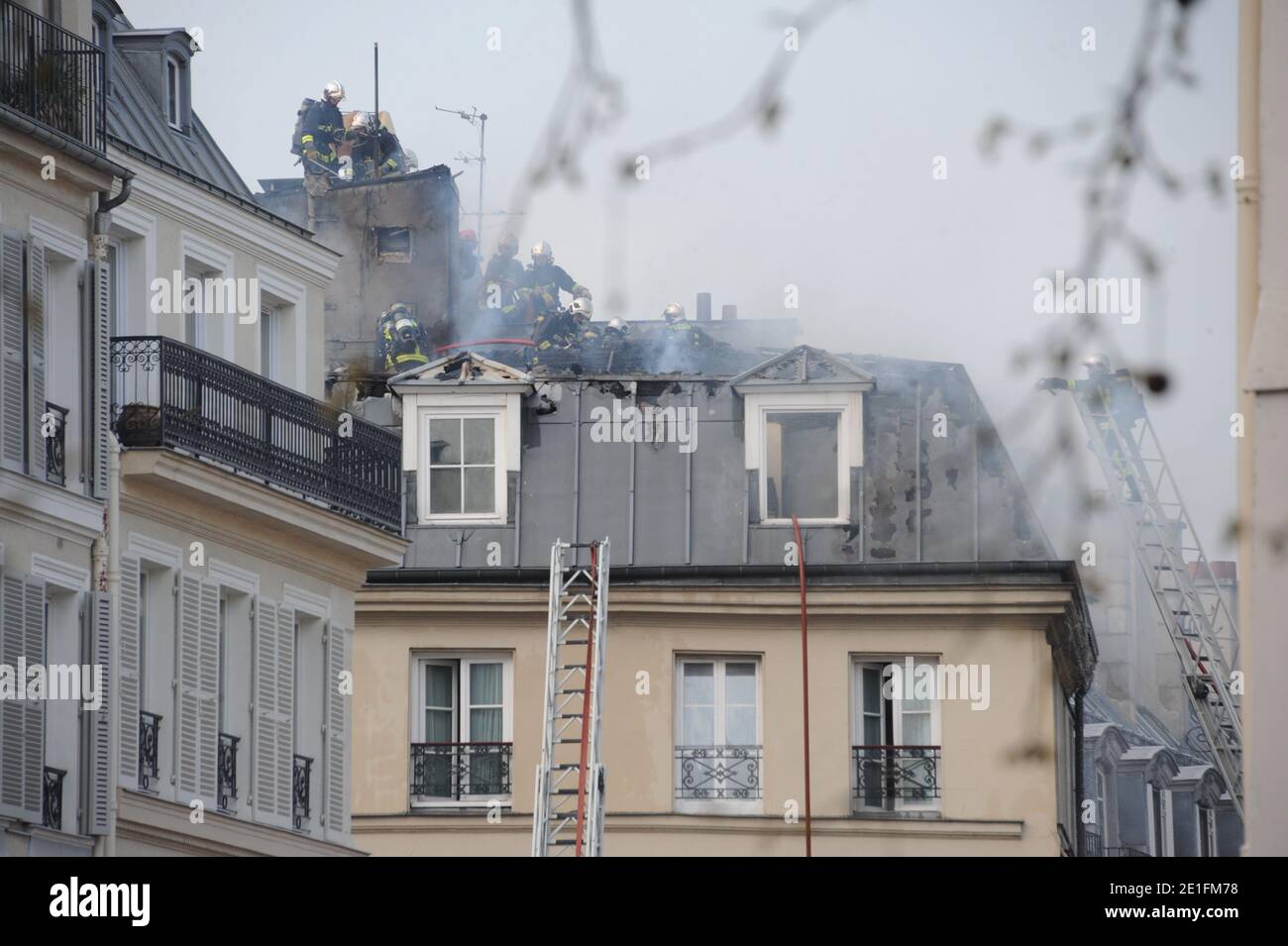 Incendie Rue St Jacques Paris 2024 Neet Mari Orelle