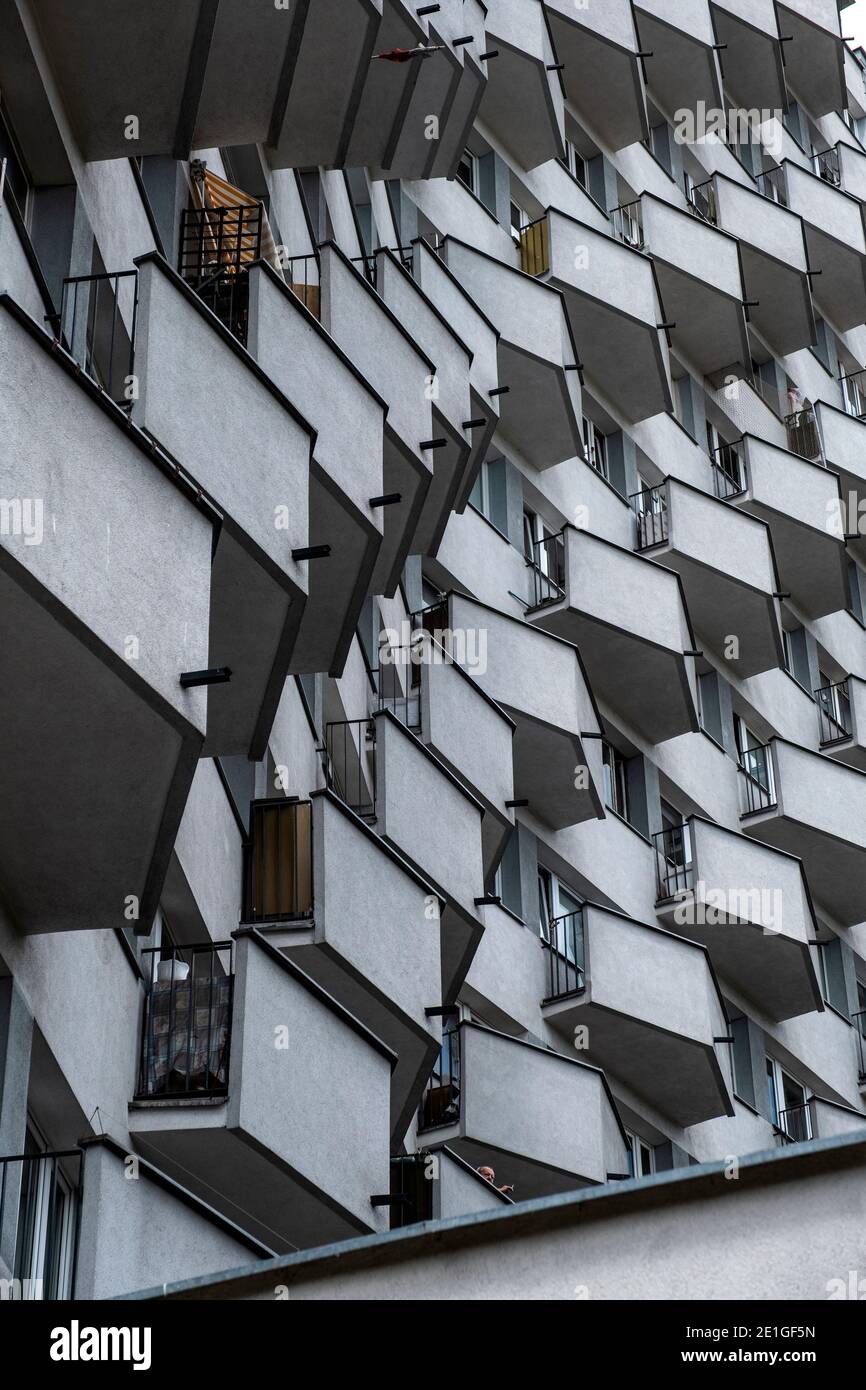 Façade d'un immeuble à Varsovie, Pologne. Banque D'Images