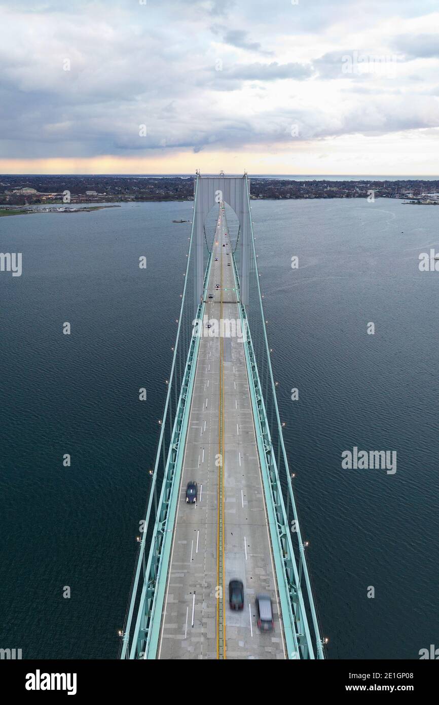 Le pont de Claiborne Pell est l'un des plus longs ponts suspendus au monde, situé à Newport, RI, USA. Banque D'Images