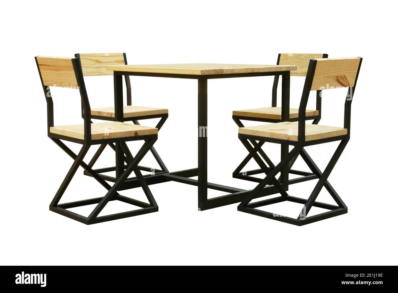Table et chaises extérieures isolées sur fond blanc Banque D'Images