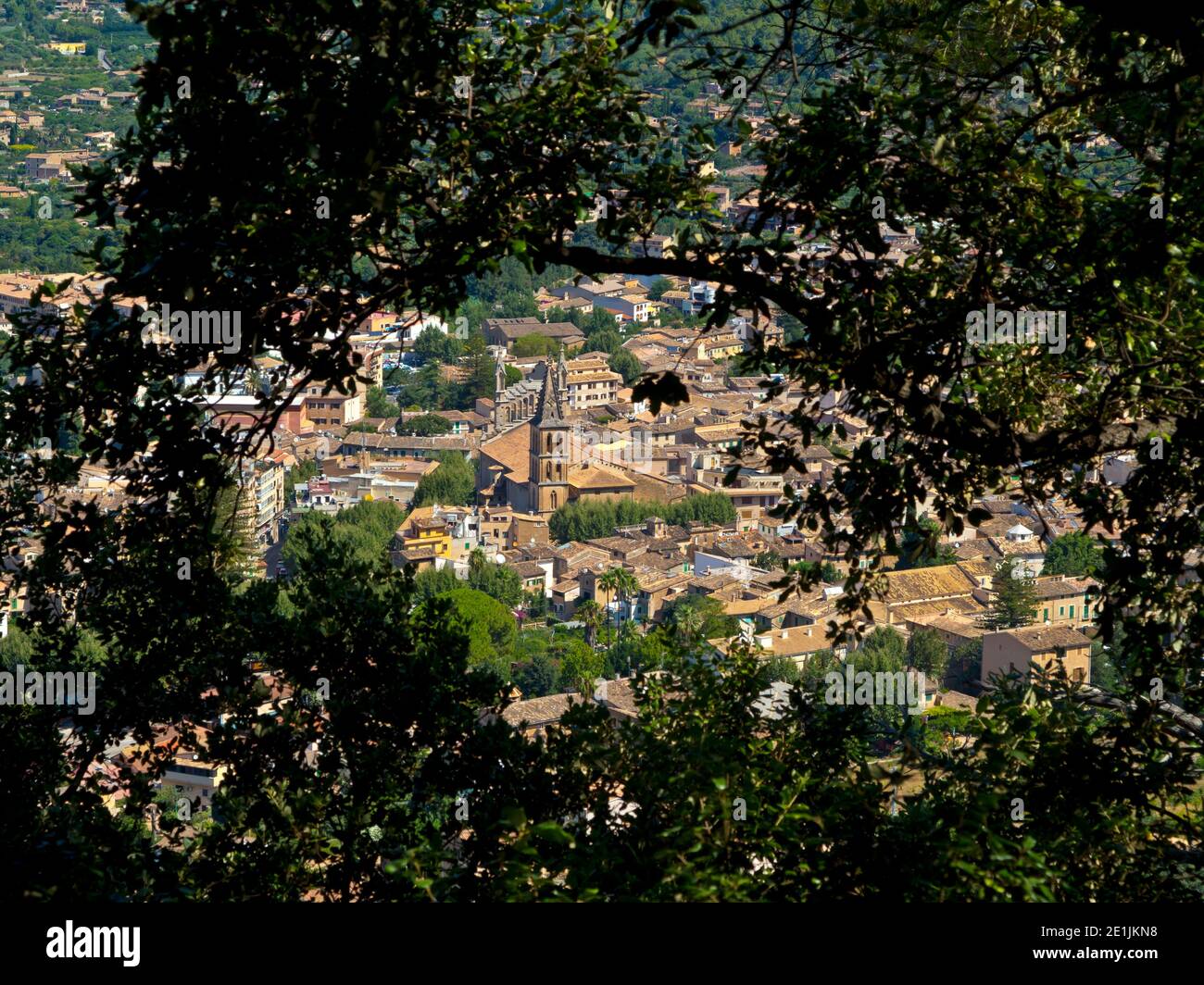 Vue sur Soller une ville près de la côte nord-ouest de Majorque dans les îles Baléares d'Espagne. Banque D'Images