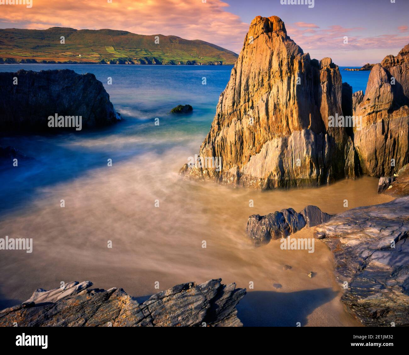 IE - CO.CORK : en fin d'après-midi à Allihies Bay Banque D'Images