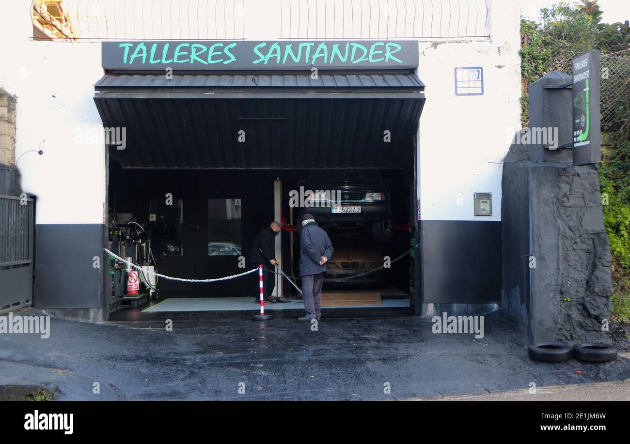 Talleres Santander entreprise de réparation automobile à Santander Cantabria Espagne Banque D'Images