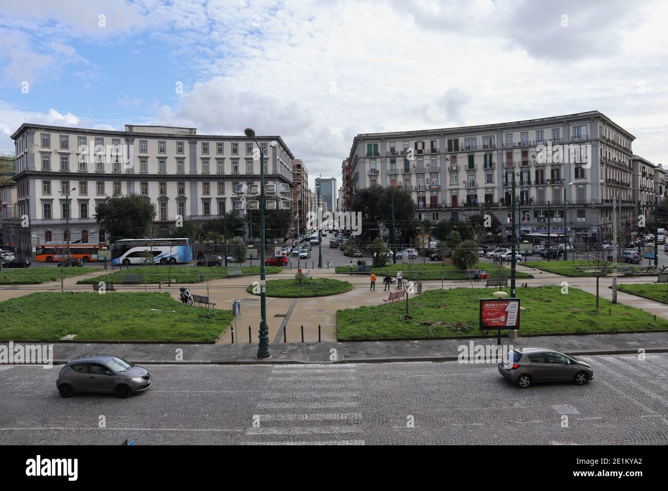 Naples - Piazza Carlo III dall'Albergo dei Poveri Banque D'Images