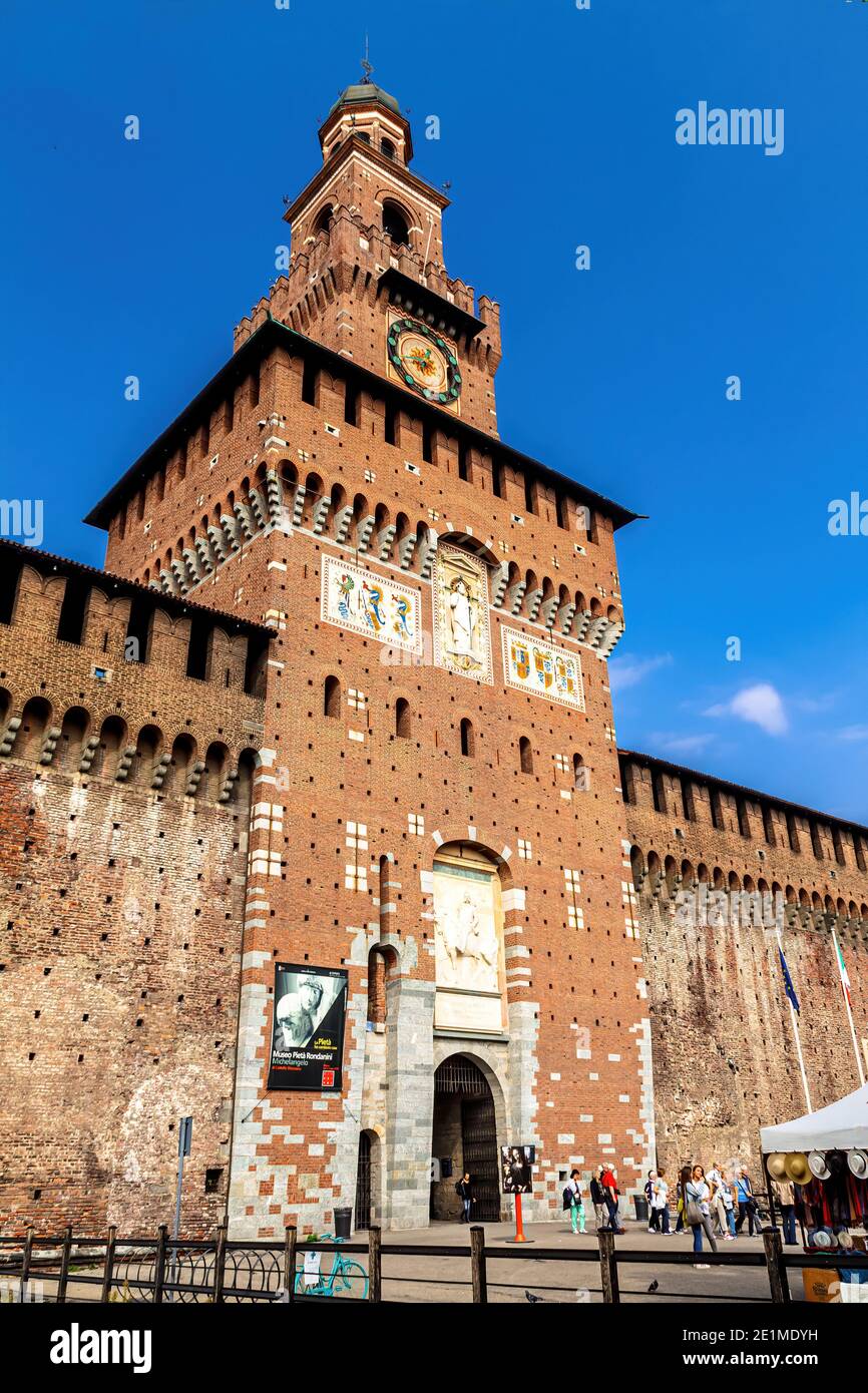 Milan, Lombardie, Italie - octobre 5 2017 : Torre del Filarete du château de Sforza (Castello Sforzesco) à Milan, Italie. Banque D'Images