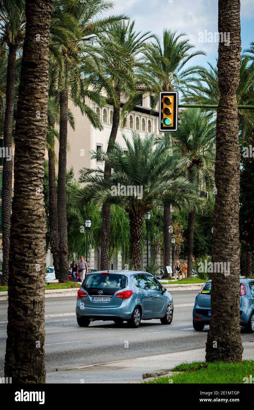 Feux de signalisation verts à Majorque, Espagne. Banque D'Images