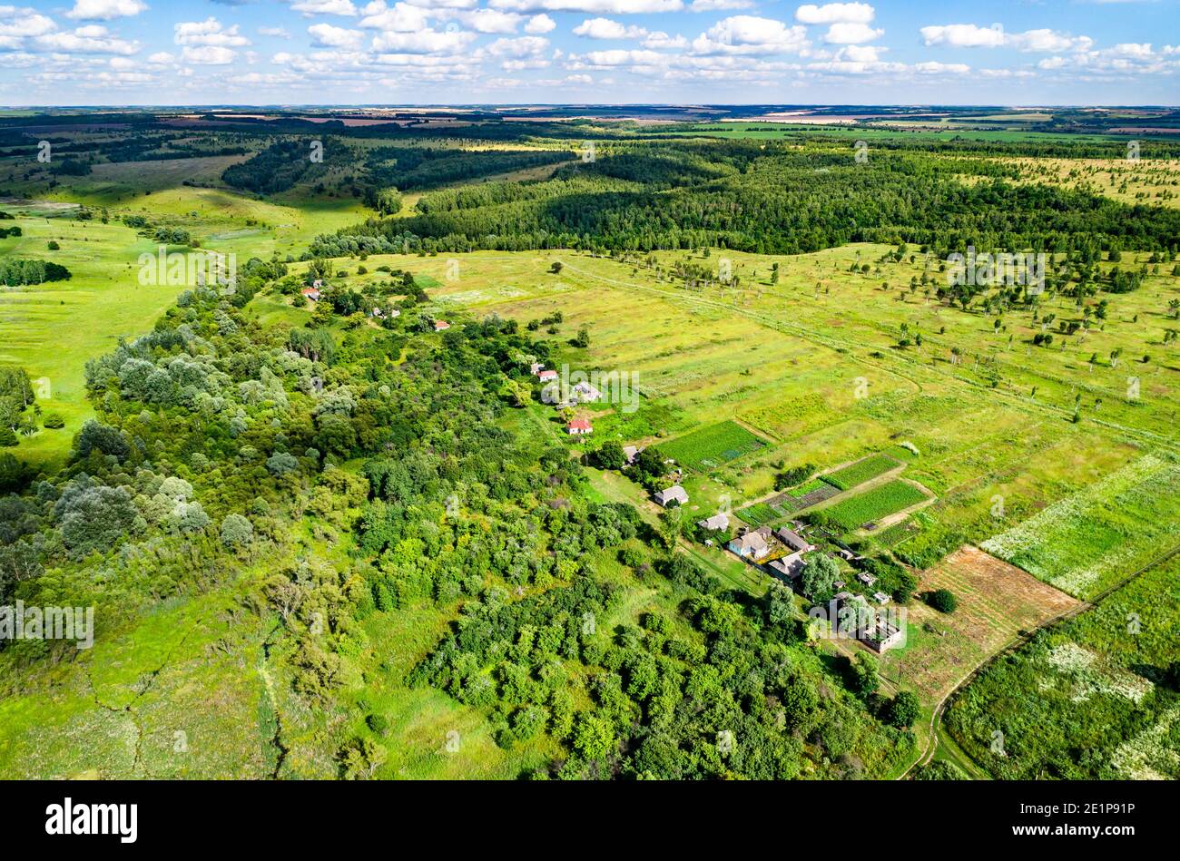 Paysage aérien typique de l'Upland de Russie centrale. Région de Kursk Banque D'Images