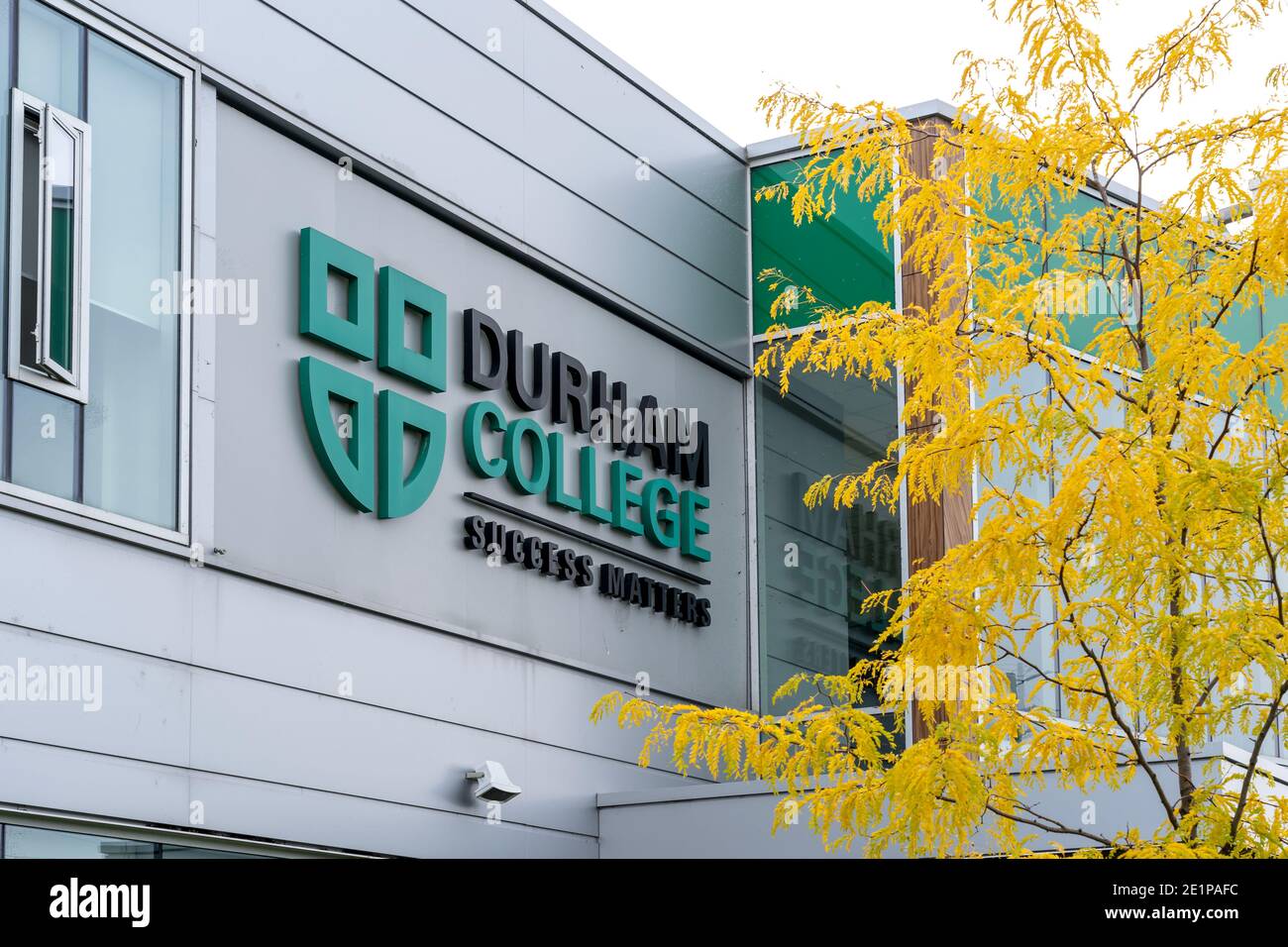 Le panneau Durham College est vu à Whitby, Ontario, Canada Banque D'Images