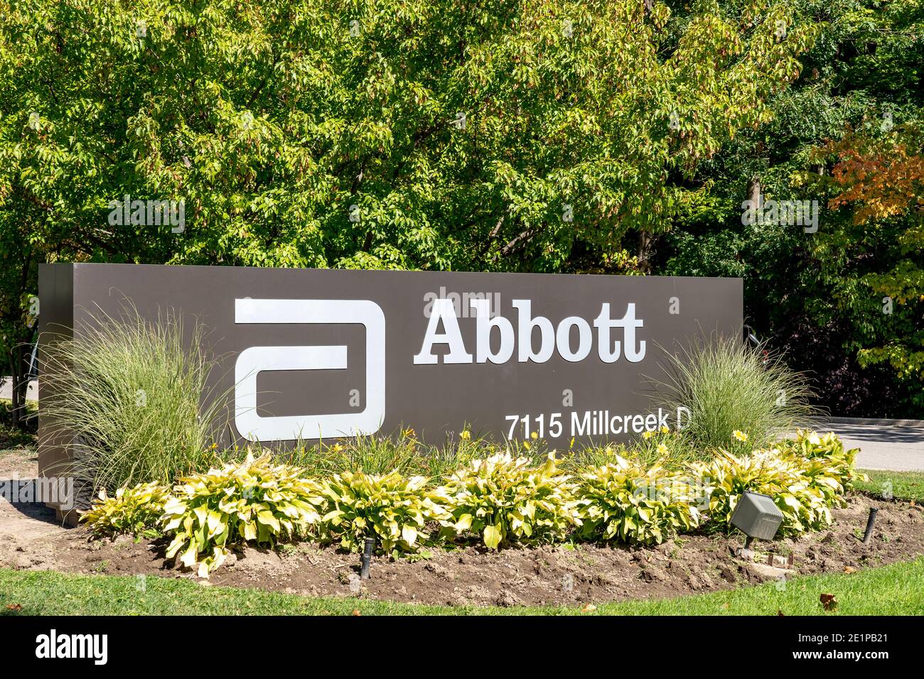 Mississauga, on, Canada - le 19 septembre 2020 : bureau d'Abbott sur Millcreek Dr. à Mississauga, on, Canada. Banque D'Images