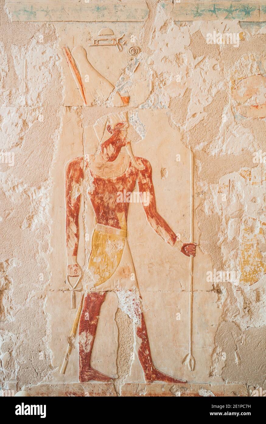 Soulagement du pharaon au temple mortuaire de la reine Hatshepsut à Deir El Bahari, Égypte, Afrique Banque D'Images