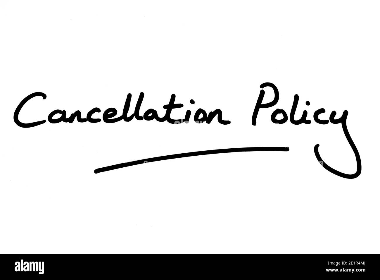 Politique d'annulation manuscrite sur fond blanc. Banque D'Images