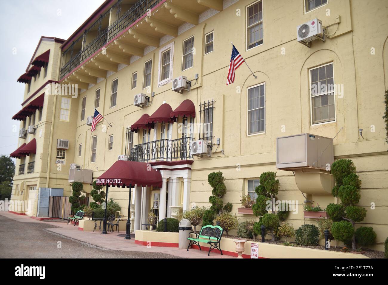 Jerome, Arizona. ÉTATS-UNIS 12/12/2020. Officiellement un hôpital, le Grand Hotel et le restaurant d'asile ont fait leur entrée en 1994. On dit qu'il est hanté. Banque D'Images