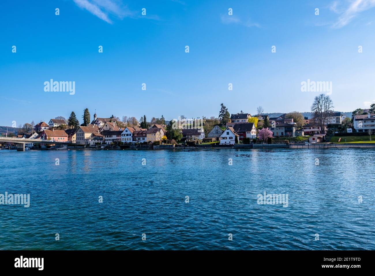 Vue sur la rivière - Stein am Rhein, Suisse Banque D'Images