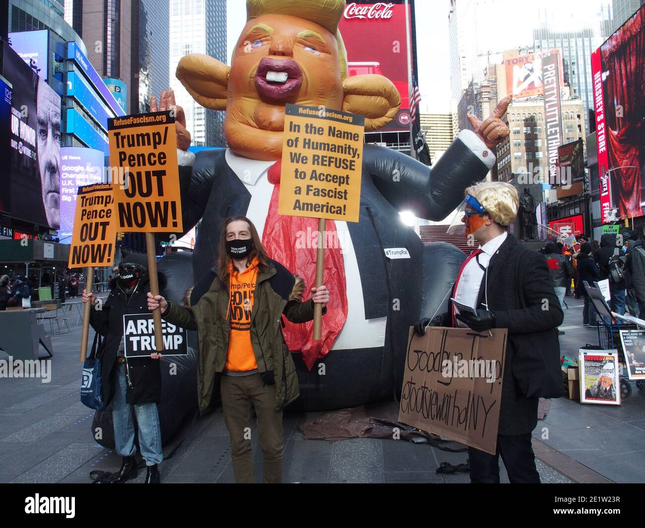 9 janvier 2021, New York, New York, Etats-Unis: New York City, Trump Pence sortir maintenant Rally tenu dans Times Square. (Image crédit : © Bruce Cotler/ZUMA Wire) Banque D'Images