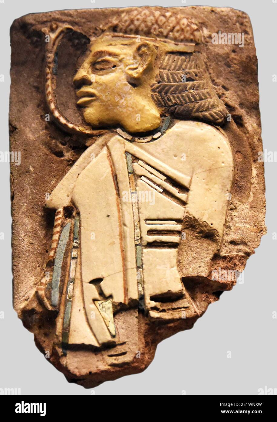 6714. Tuile représentant un prisonnier asiatique, datant c. 12. C.-B.. Du palais du roi Ramsès III à Tell e-Yehudieh, Égypte. Banque D'Images
