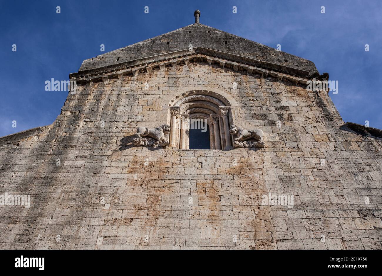 Sant Pere de Besalu, monastère bénédictin fondé en 977. La Garrotxa, Gérone, Catalogne, Espagne Banque D'Images