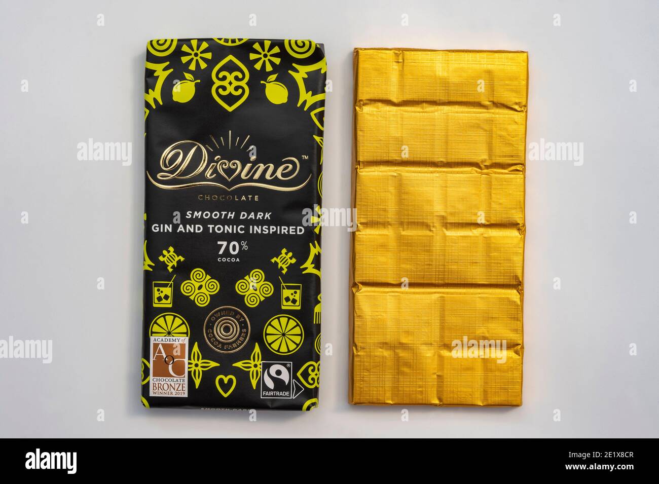 Gin divin et chocolat noir tonique inspiré Banque D'Images Gin divin et chocolat noir tonique inspiré Banque D'Images