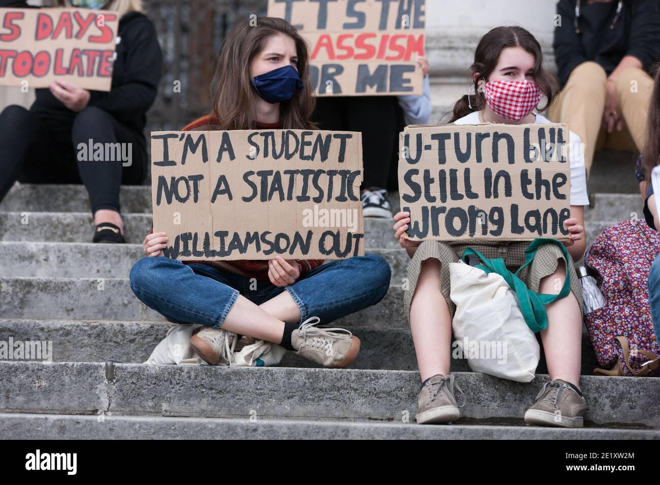 Leeds, Royaume-Uni - août 18 2020 : les étudiants de Leeds protestent contre la gestion des résultats des examens par les gouvernements Banque D'Images