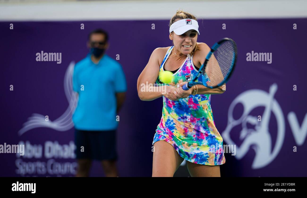 Sofia Kenin des États-Unis en action contre Yulia Putintseva du Kazakhstan lors de son troisième tour de match à Abu 2021 Dhabi WTA Women's tennis Open WTA 500 le 10 janvier 2021 à Abu Dhabi, Emirats Arabes Unis - photo Rob Prange / Espagne DPPI / DPPI / LM Banque D'Images
