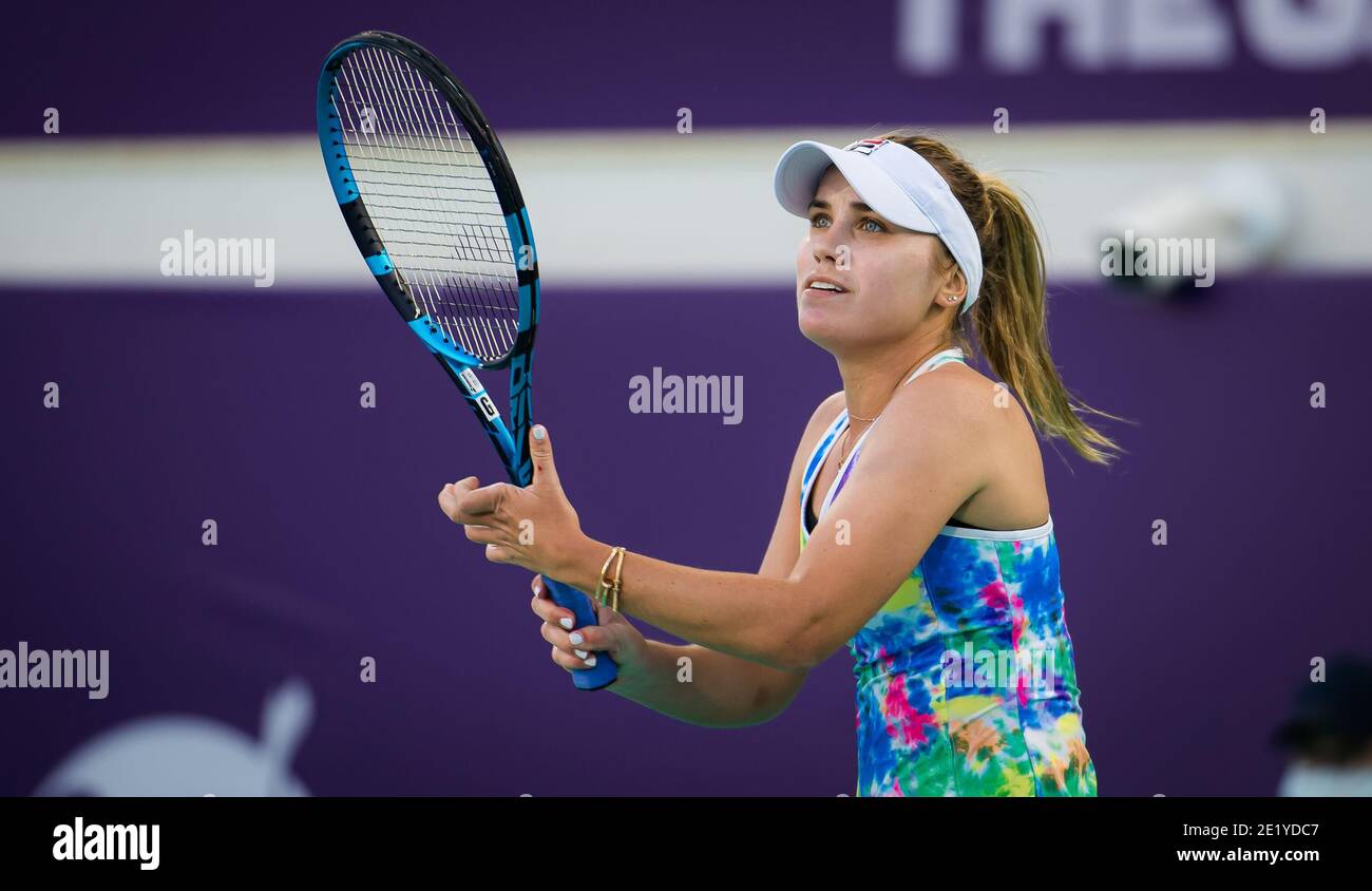 Sofia Kenin des États-Unis en action contre Yulia Putintseva du Kazakhstan lors de son troisième tour de match à Abu 2021 Dhabi WTA Women's tennis Open WTA 500 le 10 janvier 2021 à Abu Dhabi, Emirats Arabes Unis - photo Rob Prange / Espagne DPPI / DPPI / LM Banque D'Images