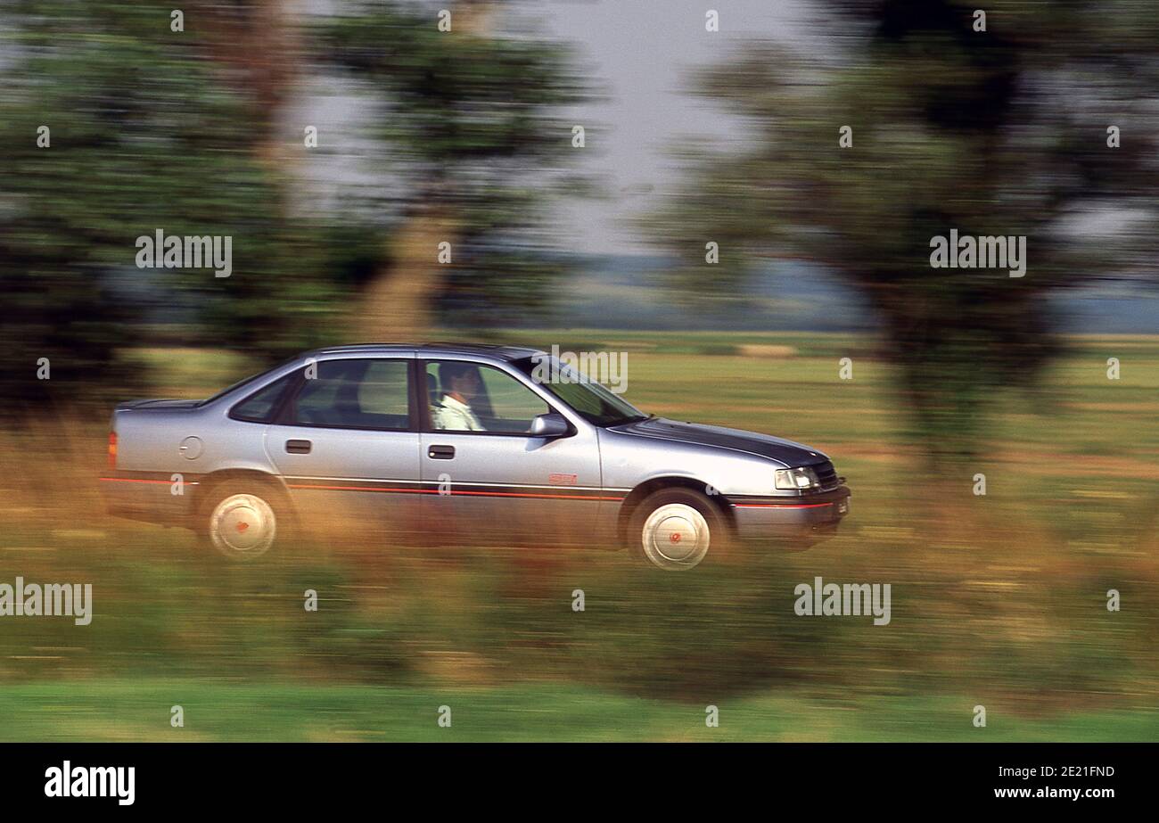 1992 Vauxhall cavalier Sri Banque D'Images