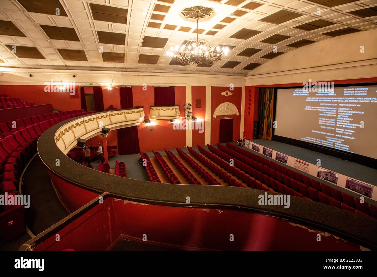 Moscou, Russie. 6 janvier 2014 intérieur de la salle d'audience dans le cinéma d'art Khudozhestvenny (Artisitc) avec une longue histoire.sur la place Arbatskaya dans le centre de Moscou avant la reconstruction en 2014, Russie Banque D'Images