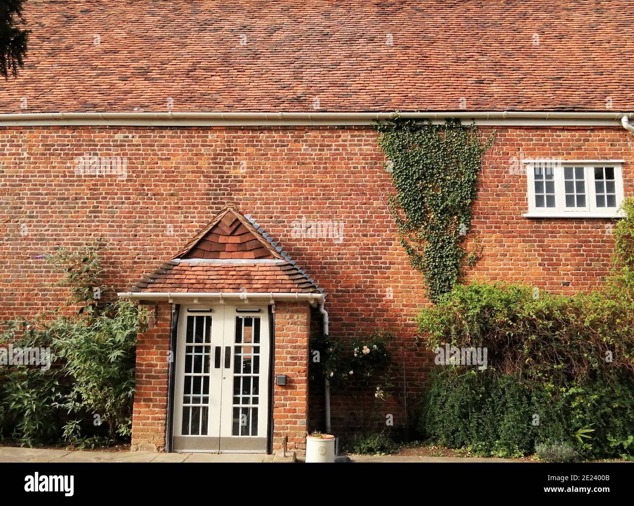 Une ancienne maison anglaise traditionnelle. Banque D'Images