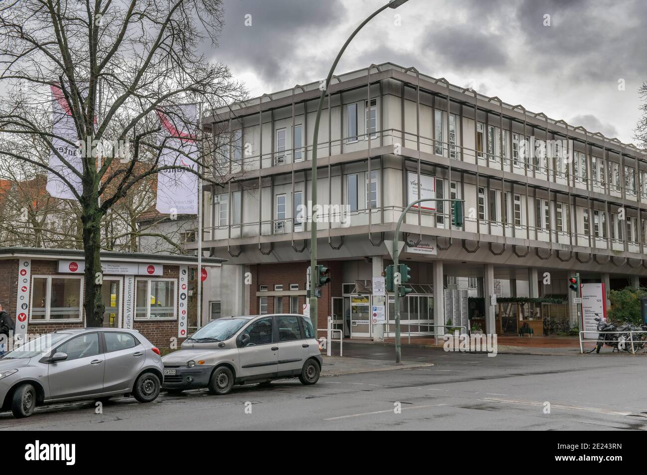 Aussenansicht des Auguste Viktoria Krankenhaus Vivantes. Berlin Schöneberg, Rubensstraße. 38 Ärzte und Pflegekräfte haben im Berliner Auguste-Viktoria Banque D'Images