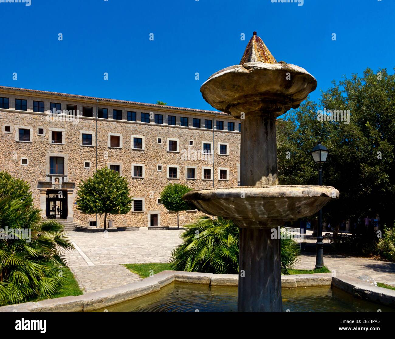 Monestir de Lluc un monastère dans les montagnes de Serra de Tramuntana dans le nord-ouest de Majorque Iles Baléares Espagne. Banque D'Images