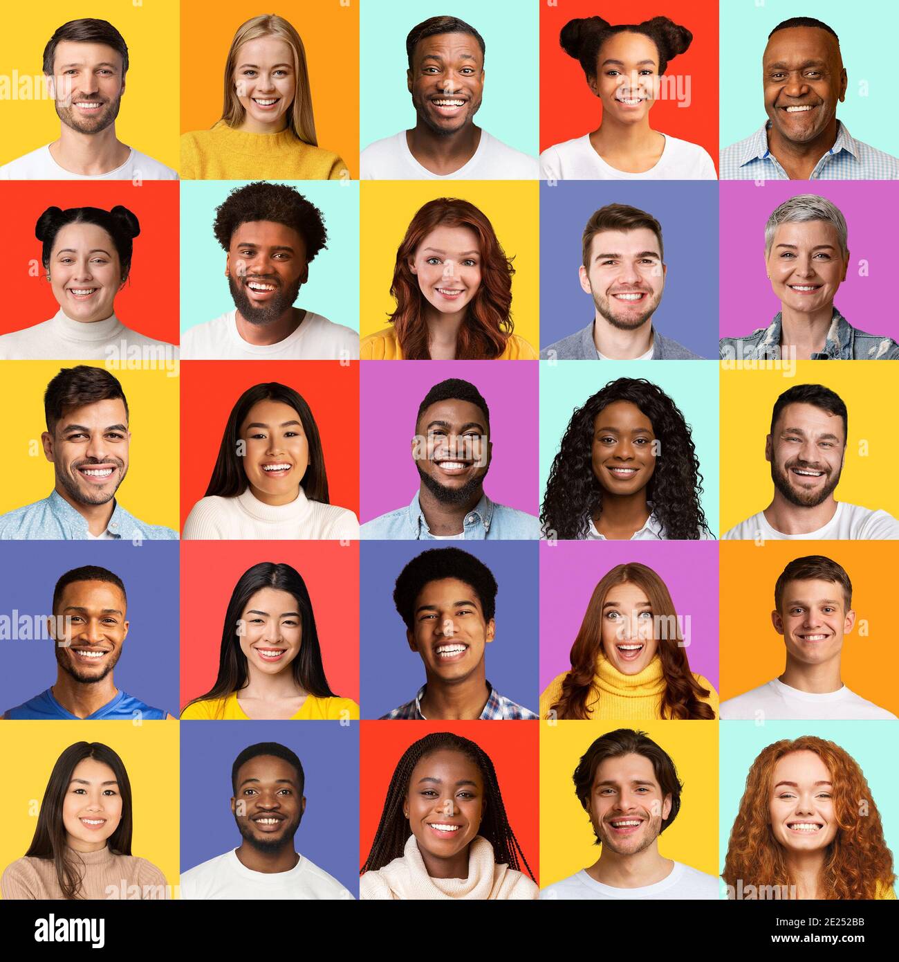Les personnes multiethniques font face à Collage avec des hommes et des femmes, arrière-plans colorés Banque D'Images