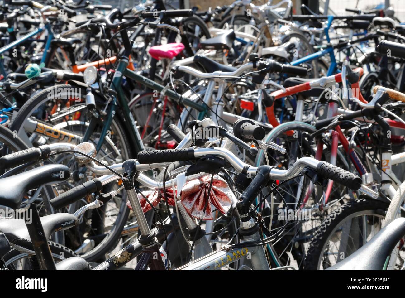 Parking pour vélos. Genève. Suisse. Banque D'Images