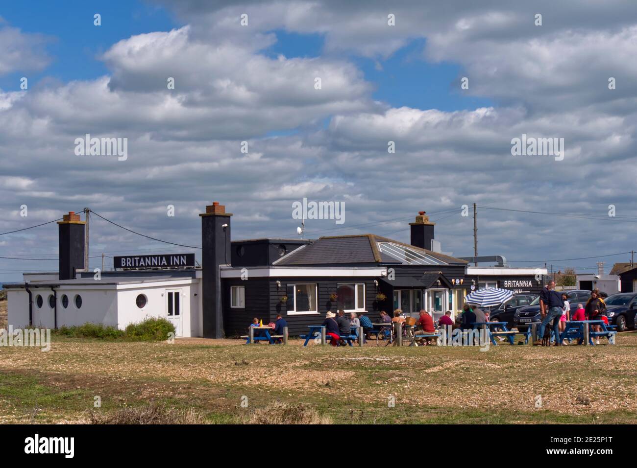 Britannia Inn est populaire auprès des touristes visitant Dungeness, Kent, Angleterre Banque D'Images