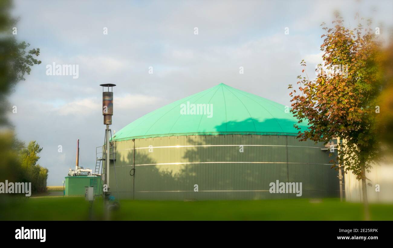 Usine de biogaz dans la campagne du Schleswig Holstein Allemagne 2020 Banque D'Images