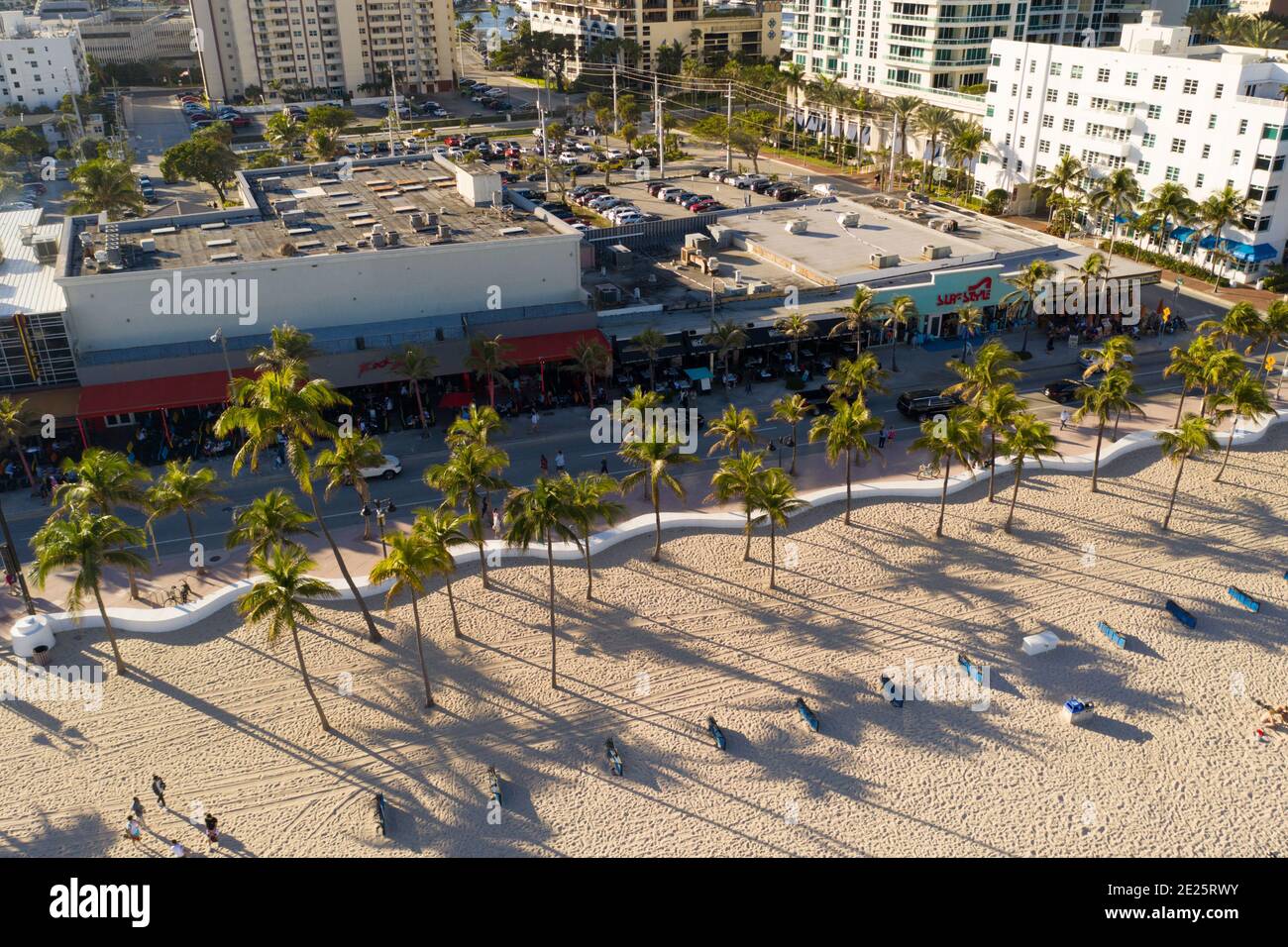 Restaurants et bars pubs sur la plage de fort Lauderdale A1A Banque D'Images