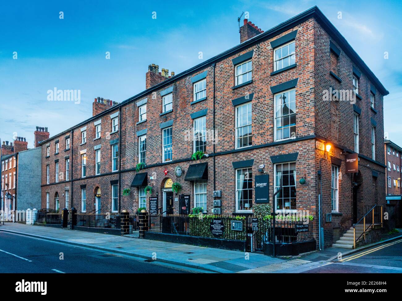 Hope St Liverpool AKA Hope Street Quarter, centre culturel géorgien historique. L'une des « grandes rues » officielles de Liverpool reliant les deux cathédrales. Banque D'Images