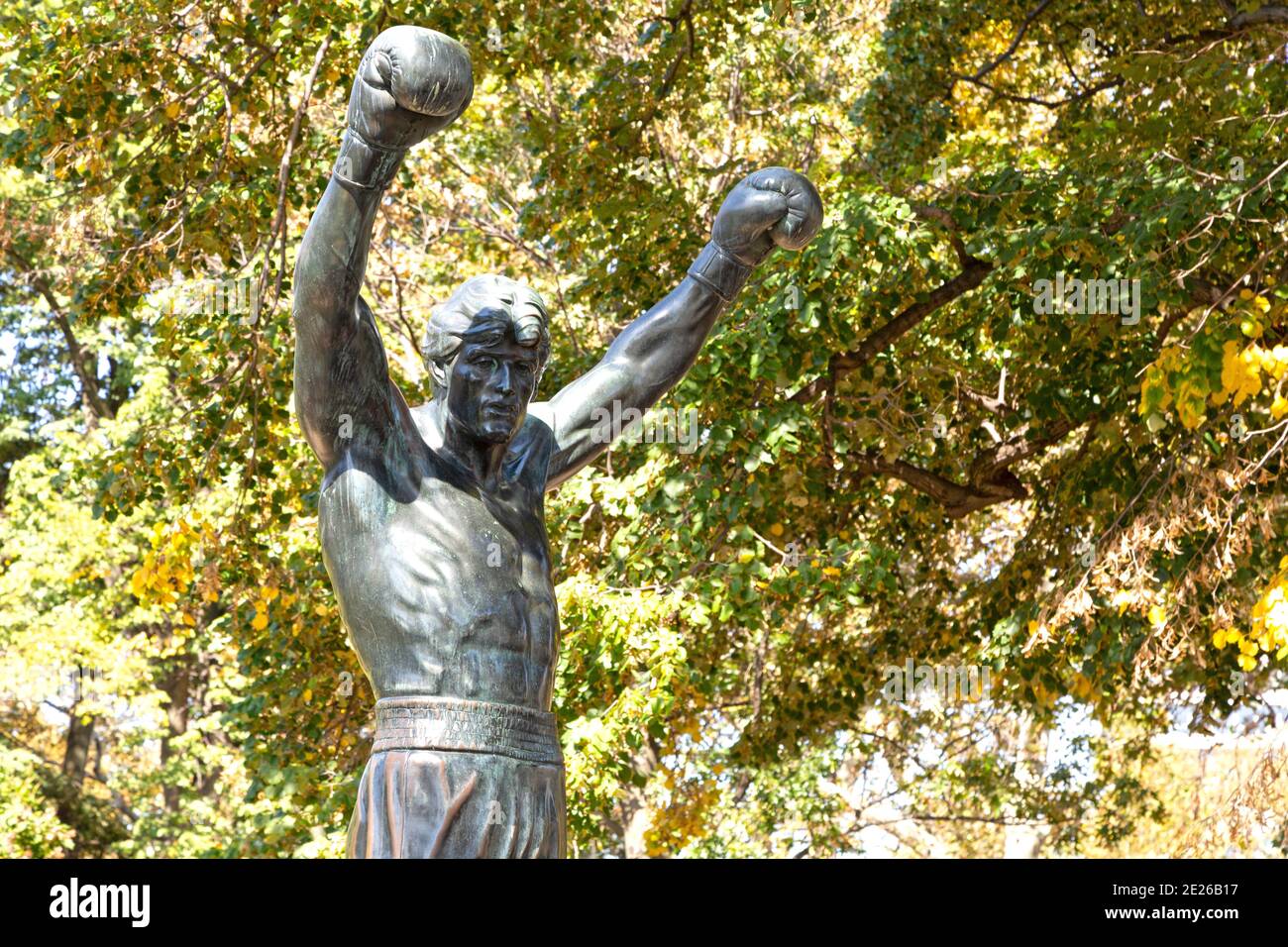 Statue des Rocheuses à Philadelphie, États-Unis. La statue dépeint Rocky Balboa, le champion fictif de poids lourd du monde des films Rocheuses. Banque D'Images