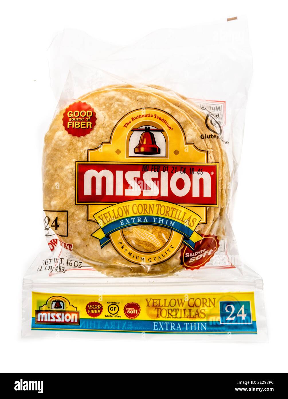 Winneconne, WI -9 janvier 2021: Un paquet de tortilla soft Mission sur un fond isolé. Banque D'Images
