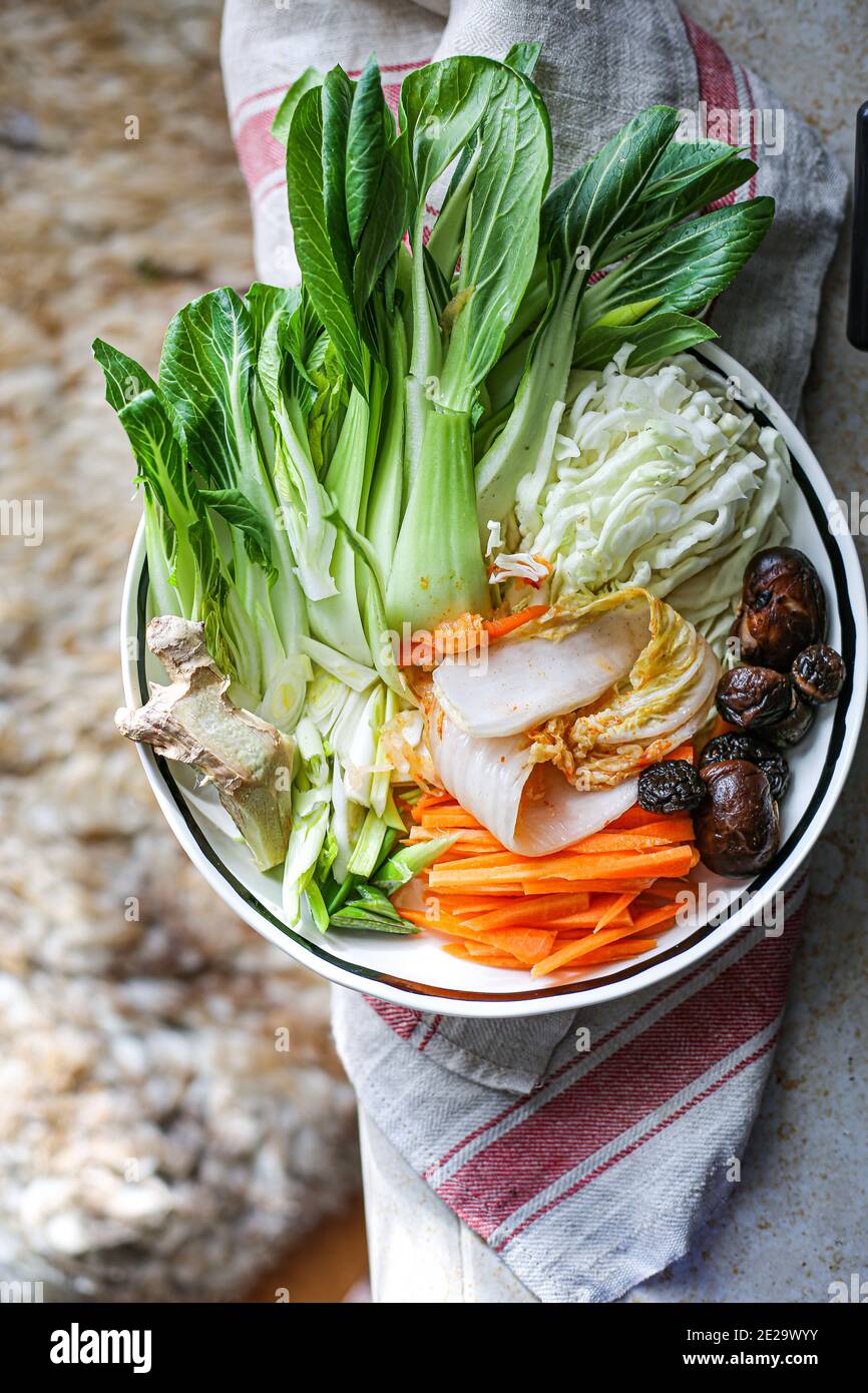 Légumes frais. kimchi et shiitake champignon Banque D'Images