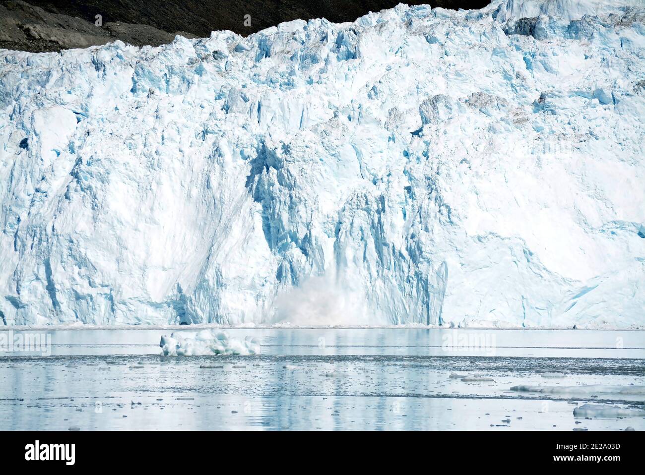 Baie de Disko, Groenland - juillet - excursion en bateau le matin au-dessus de la mer arctique - baie de Baffin - glacier éqi, patrimoine mondial, déglaçage de Banque D'Images