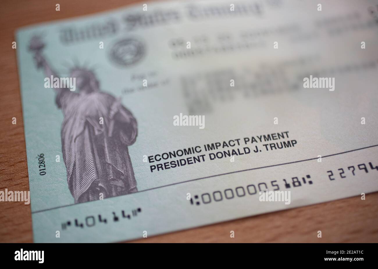 Le paiement DE la relance ÉCONOMIQUE AMÉRICAINE Donald Trump Banque D'Images