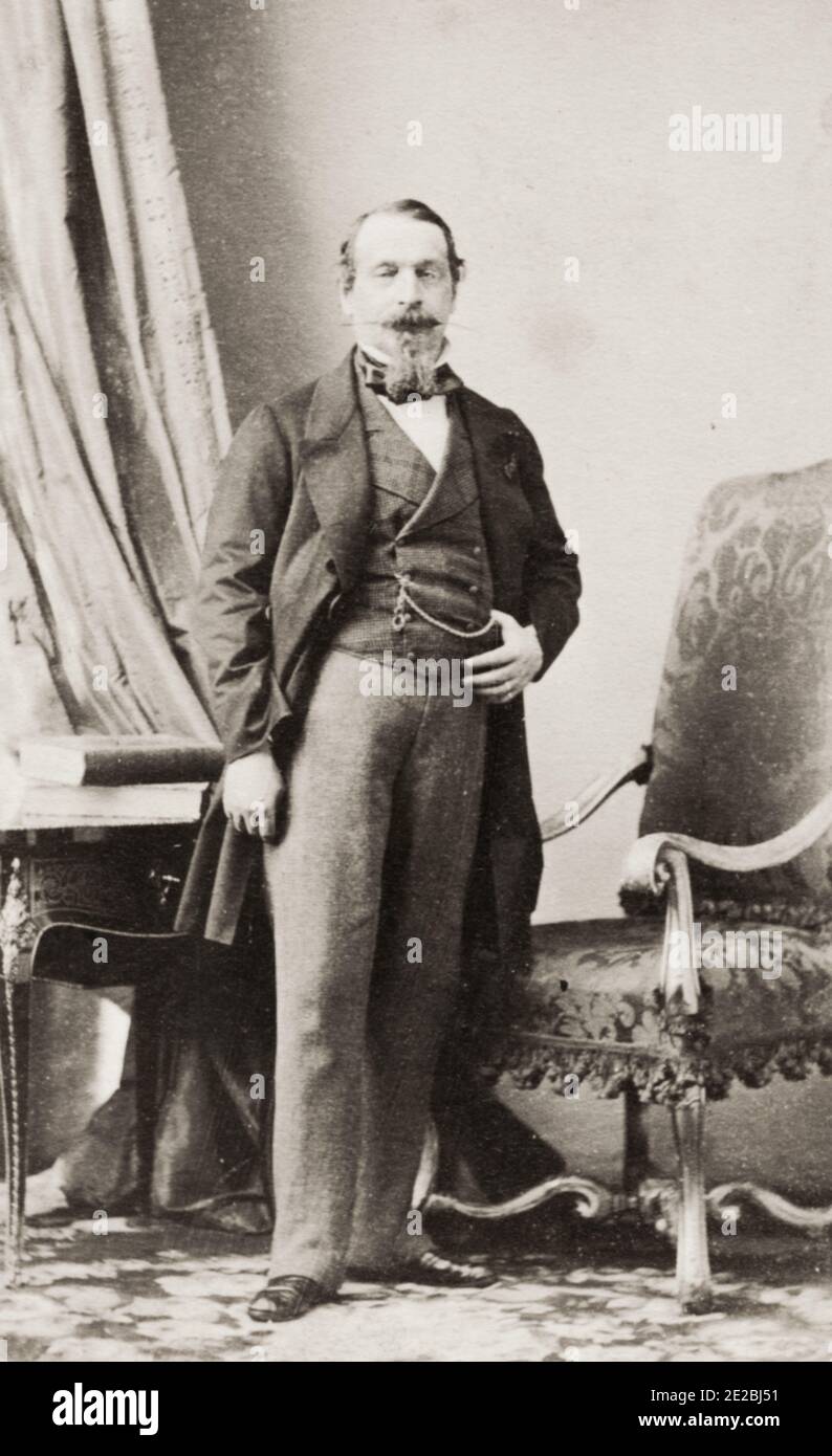 Photographie ancienne du XIXe siècle : l'empereur Napoléon III, photographié en 1858. Napoléon III (Charles-Louis Napoléon Bonaparte; 20 avril 1808 – 9 janvier 1873), neveu de Napoléon Ier, fut le premier président de la France, de 1848 à 1852, et le dernier monarque français, de 1852 à 1870. Banque D'Images