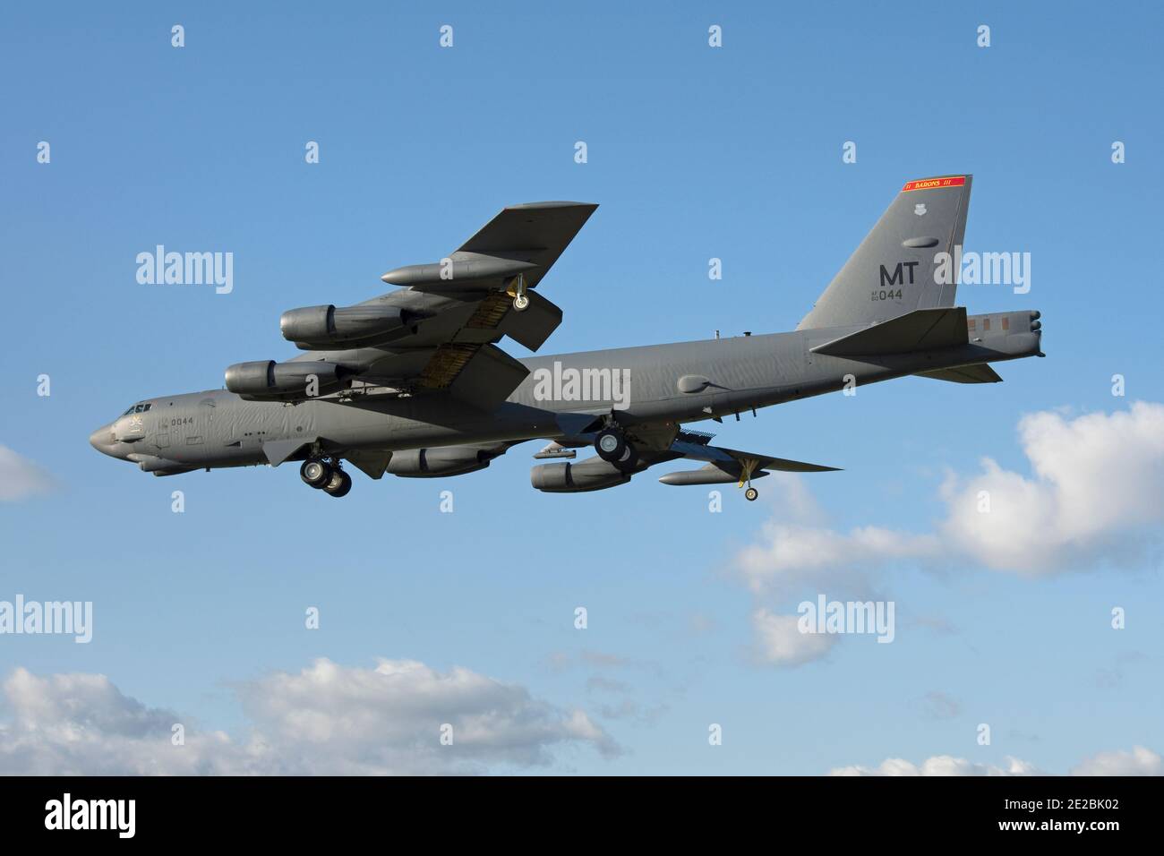 Boeing B-52H StratoFortress, 60-0044, codé « T » de la 5e Escadre de la bombe, l'Armée de l'air des États-Unis a vu atterrir à la RAF Fairford Banque D'Images