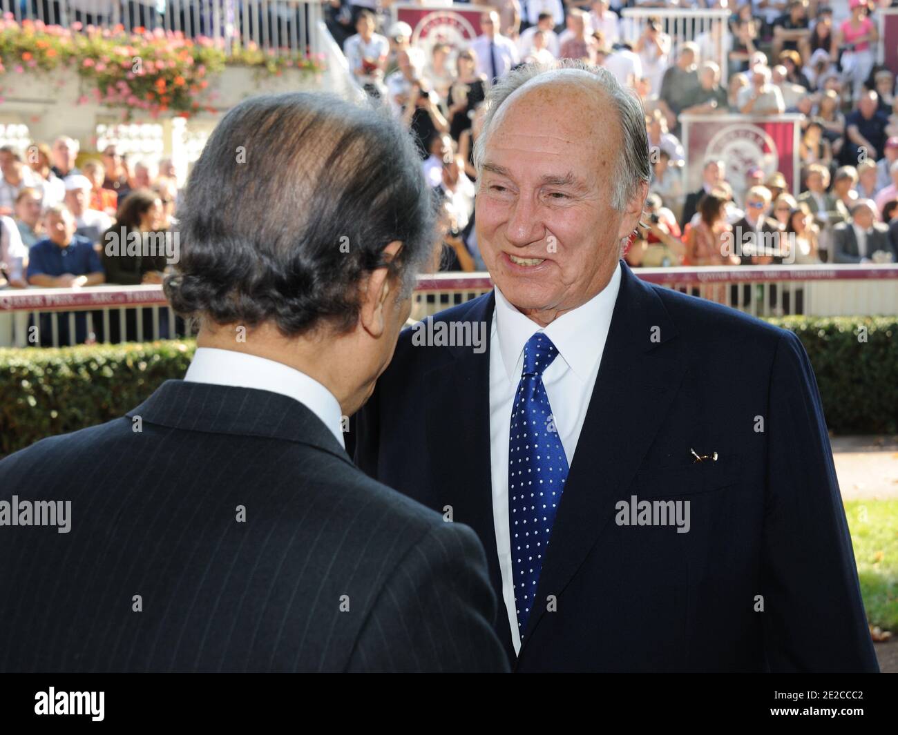 Son Altesse l'Aga Khan assistait à la 90e édition du prix Qatar Arc de Triomphe à l'hippodrome de Longchamp le 2 octobre 2011 à Paris, France. Photo d'Alban Wyters/ABACAPRESS.COM Banque D'Images