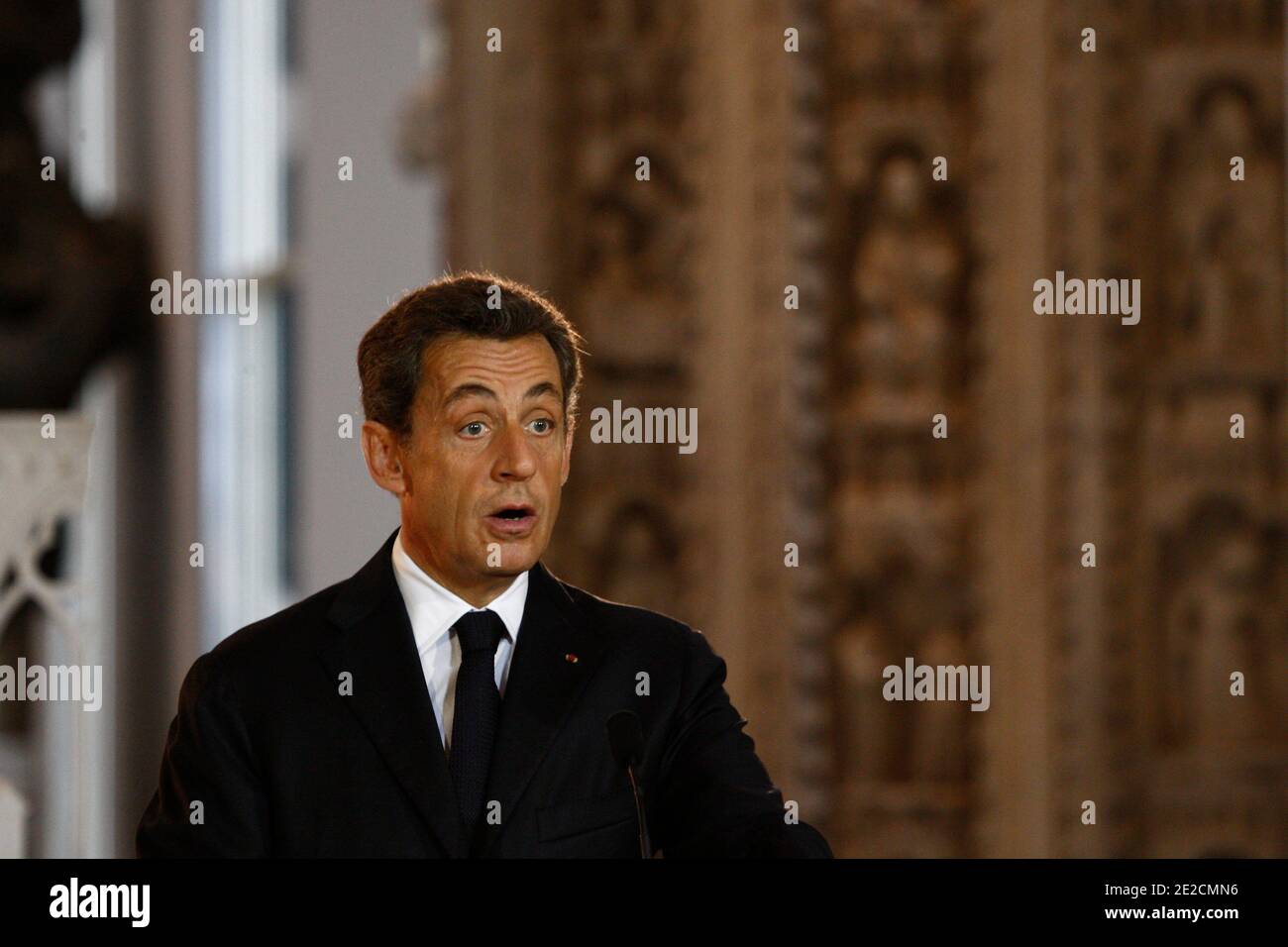 Le président français Nicolas Sarkozy prononce un discours sur le Grand Paris, le projet architectural du Grand Paris, au musée de l'Architecture et du Patrimoine du Palais de Chaillot à Paris, France, le 10 octobre 2011. Photo de Ludovic/Pool/ABACAPRESS.COM Banque D'Images