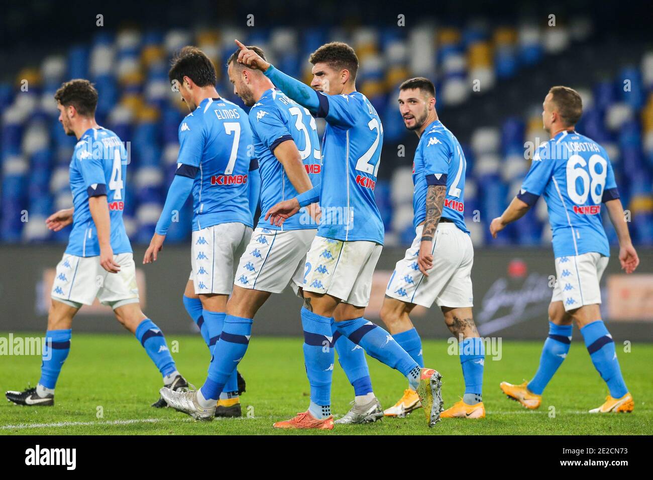 Le défenseur italien Giovanni Di Lorenzo de SSC Napoli célèbre après avoir marquant un but avec son équipe lors du match de football de la coupe d'italie SSC Napoli vs Empoli. Banque D'Images Le défenseur italien Giovanni Di Lorenzo de SSC Napoli célèbre après avoir marquant un but avec son équipe lors du match de football de la coupe d'italie SSC Napoli vs Empoli. Banque D'Images
