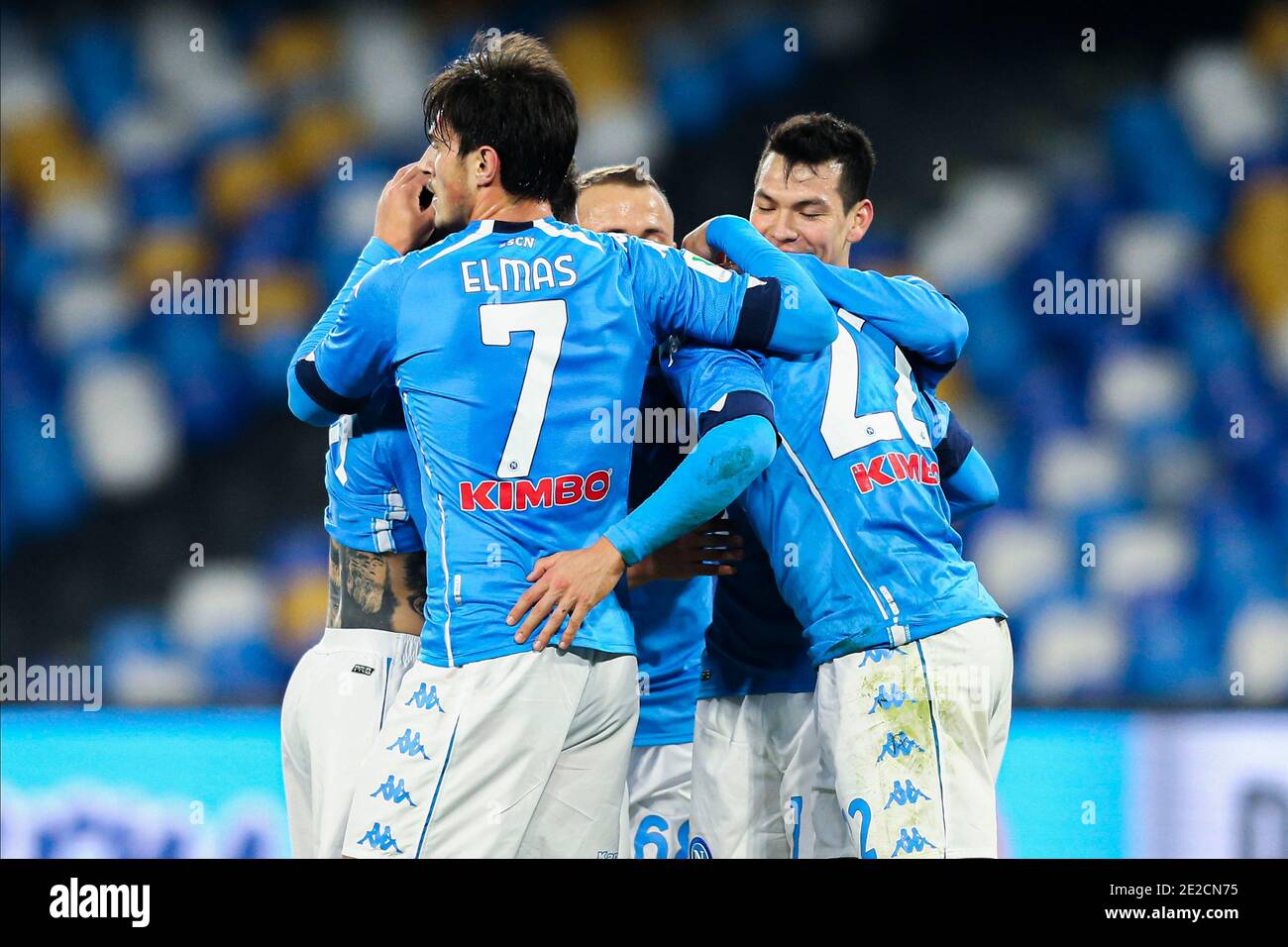 Le défenseur italien Giovanni Di Lorenzo de SSC Napoli célèbre après avoir marquant un but avec son équipe lors du match de football de la coupe d'italie SSC Napoli vs Empoli. Banque D'Images Le défenseur italien Giovanni Di Lorenzo de SSC Napoli célèbre après avoir marquant un but avec son équipe lors du match de football de la coupe d'italie SSC Napoli vs Empoli. Banque D'Images