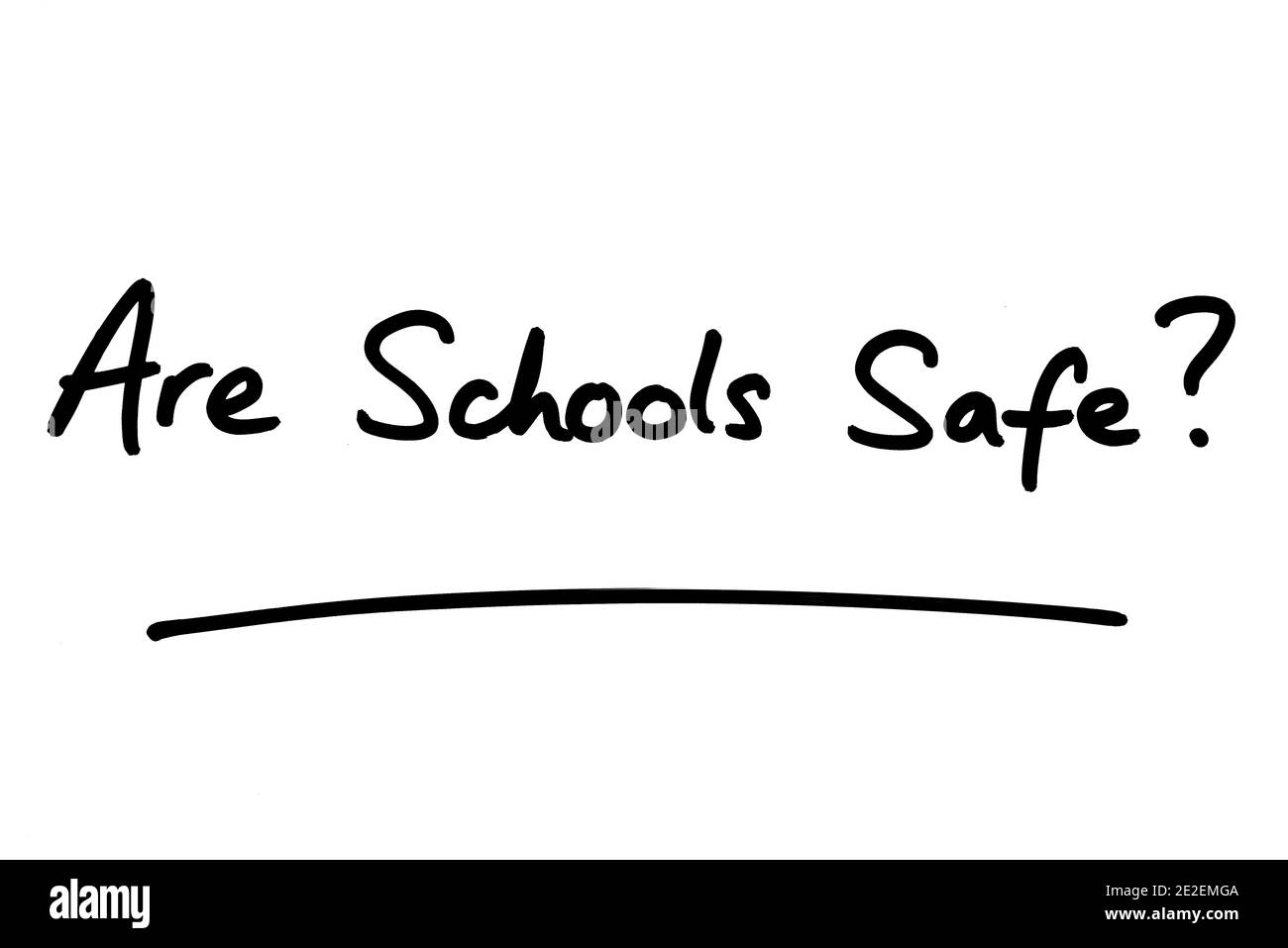 Les écoles sont-elles en sécurité ? manuscrit sur fond blanc. Banque D'Images