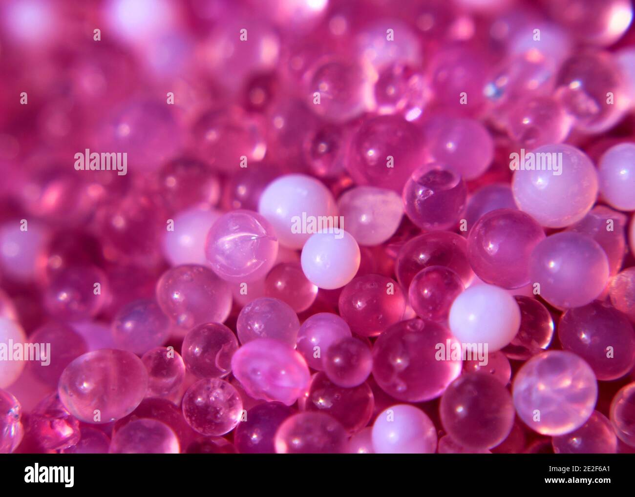 Couleur rose cristaux de jell de silice hydraté Banque D'Images